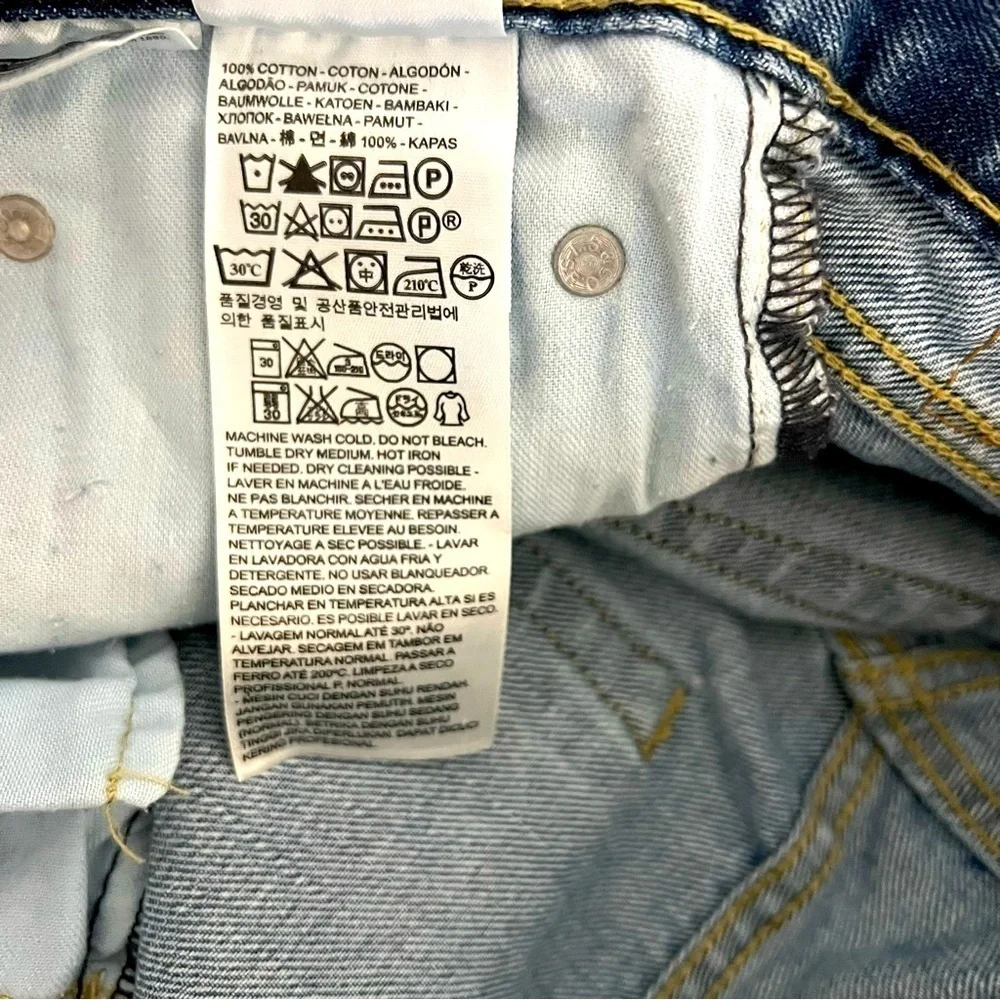 Levi's Men’s Denim Jeans - 505 Straight Leg - W32 L32 EUC Medium Wash Casual